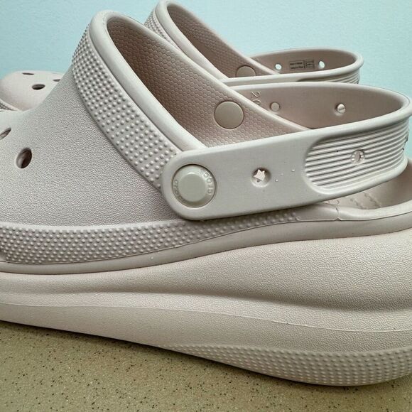 Crocs Unisex Quartz Classic Crush Chunky Platform Clog Mule Flat - Picture 3 of 12